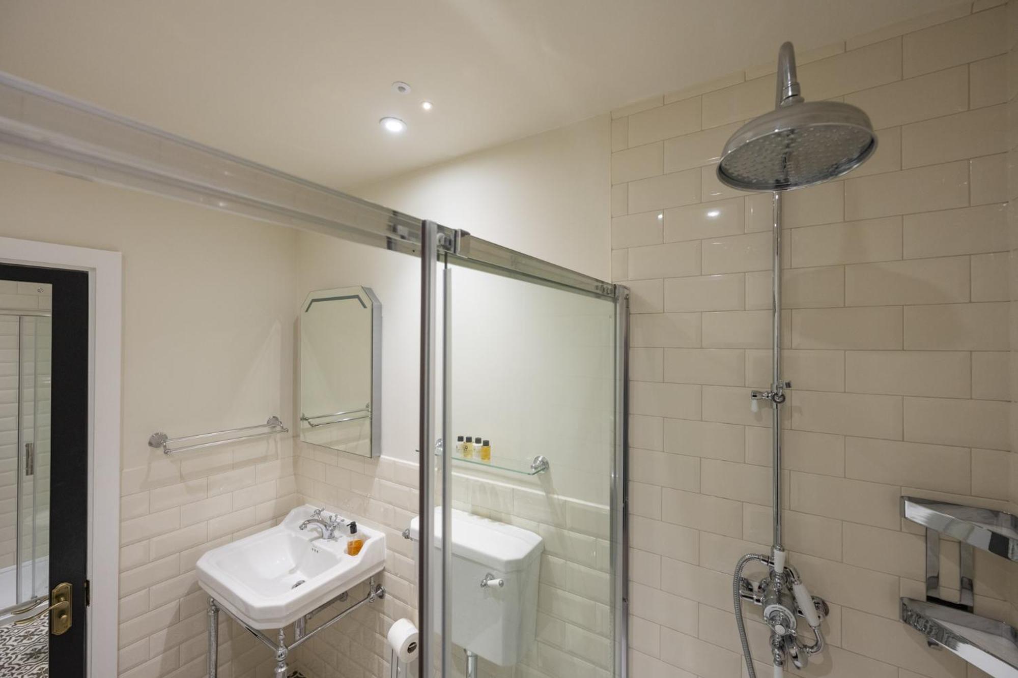 Tavern Townhouse Henley-on-Thames Екстер'єр фото